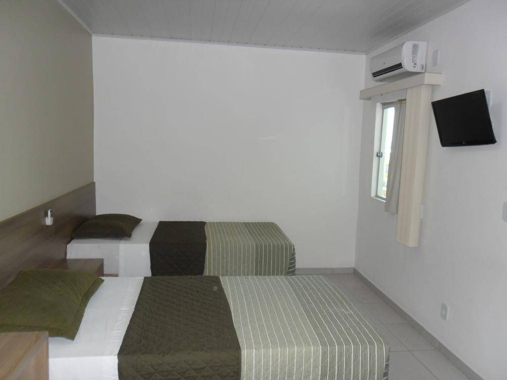 Larison Economy Hotel Pôrto Velho Ngoại thất bức ảnh