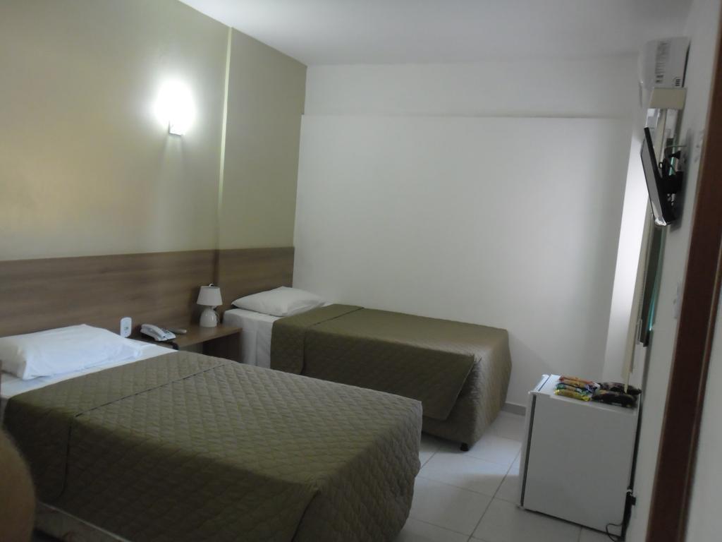 Larison Economy Hotel Pôrto Velho Ngoại thất bức ảnh