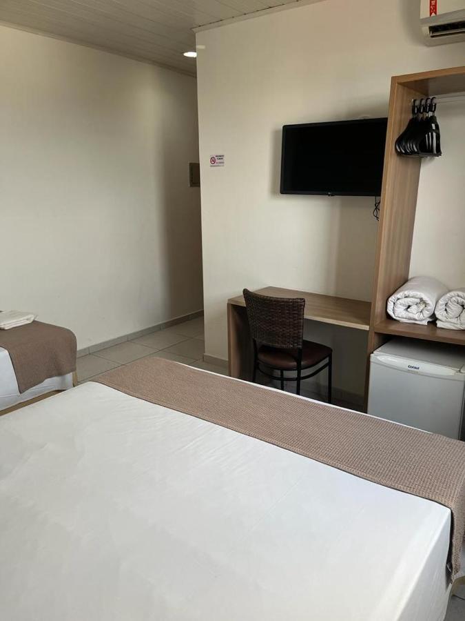 Larison Economy Hotel Pôrto Velho Ngoại thất bức ảnh