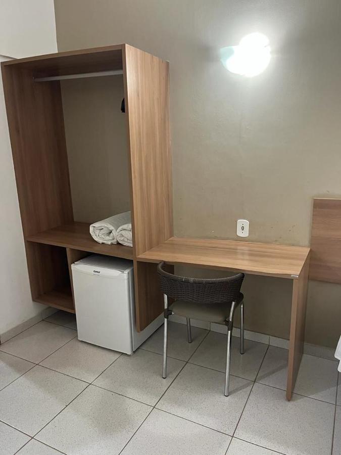 Larison Economy Hotel Pôrto Velho Ngoại thất bức ảnh