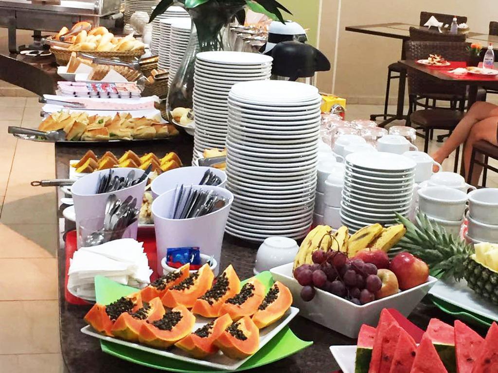 Larison Economy Hotel Pôrto Velho Ngoại thất bức ảnh