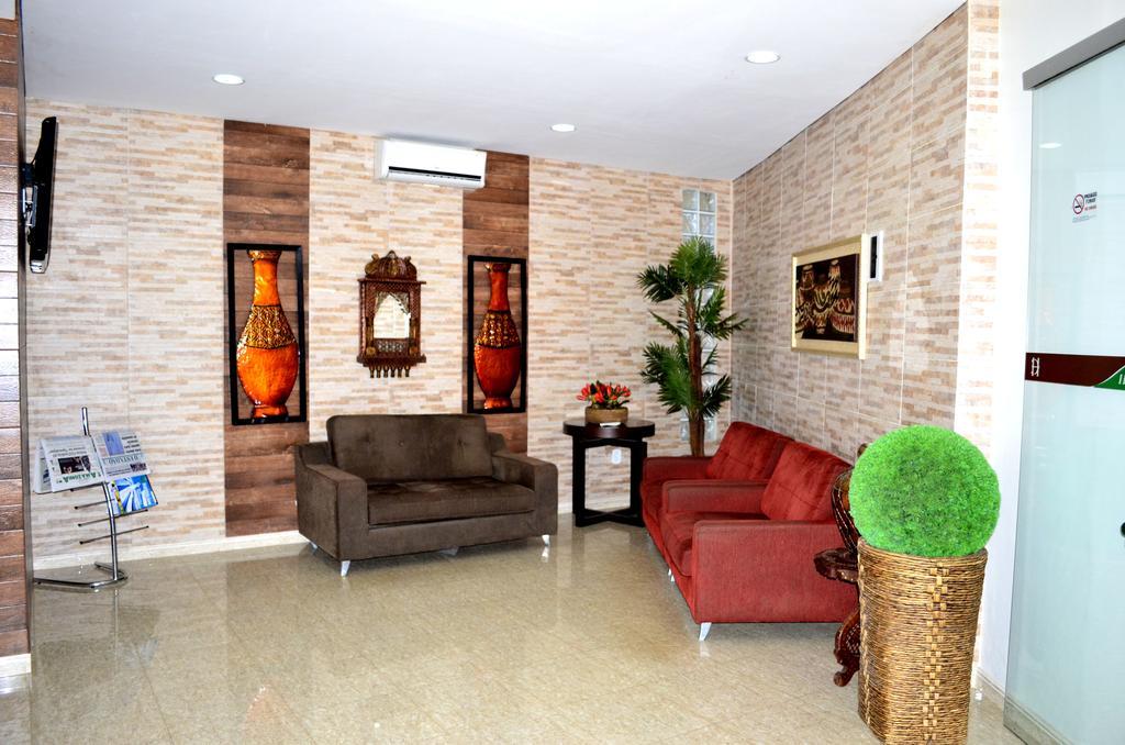 Larison Economy Hotel Pôrto Velho Ngoại thất bức ảnh