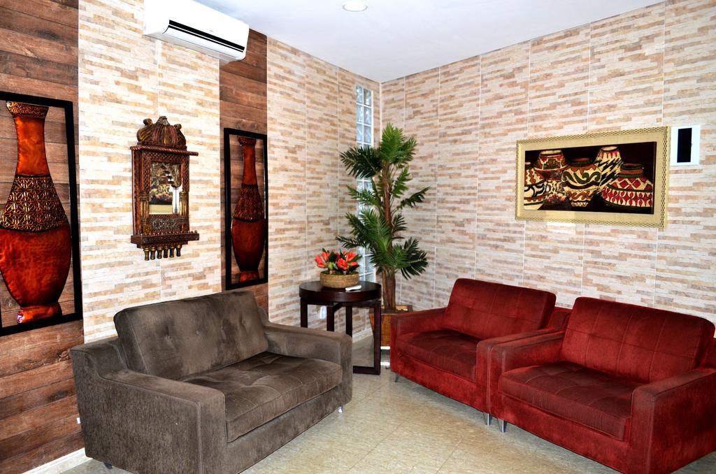 Larison Economy Hotel Pôrto Velho Ngoại thất bức ảnh
