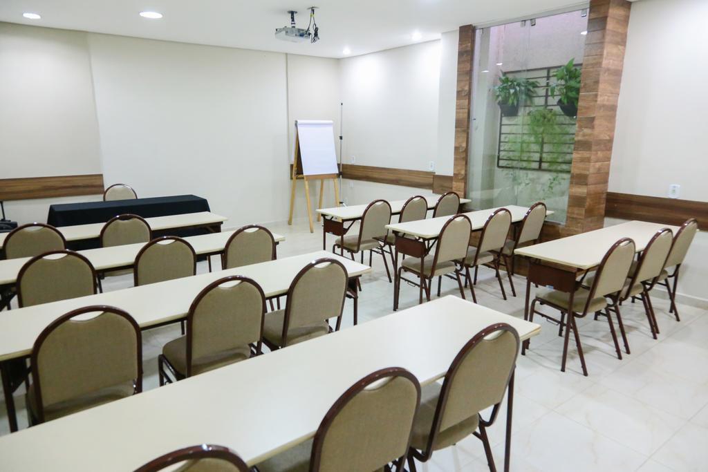 Larison Economy Hotel Pôrto Velho Ngoại thất bức ảnh