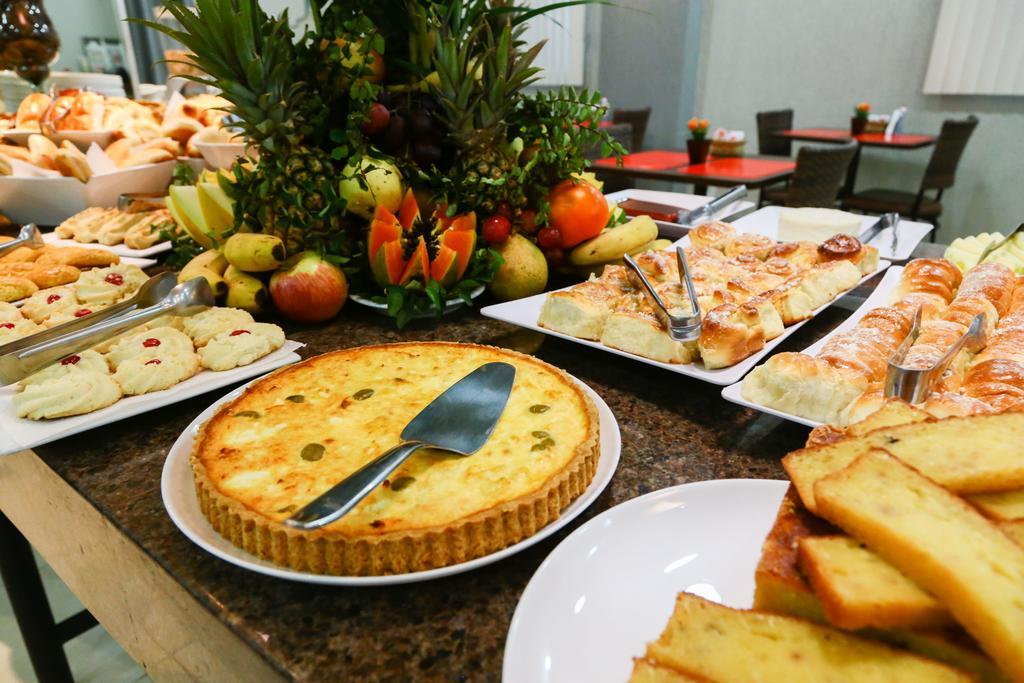 Larison Economy Hotel Pôrto Velho Ngoại thất bức ảnh