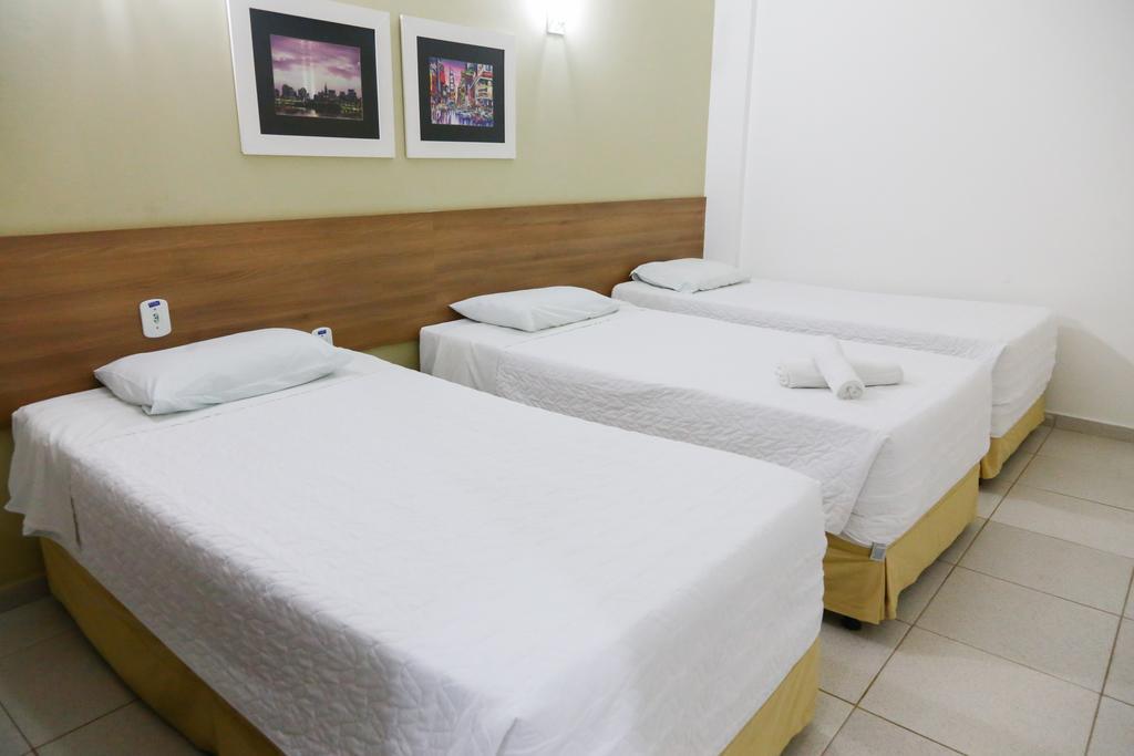 Larison Economy Hotel Pôrto Velho Ngoại thất bức ảnh