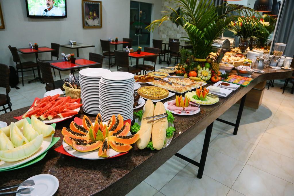 Larison Economy Hotel Pôrto Velho Ngoại thất bức ảnh